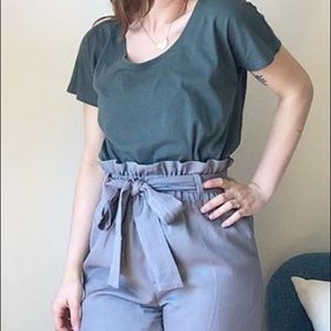 Pact t-shirt in moss sz small